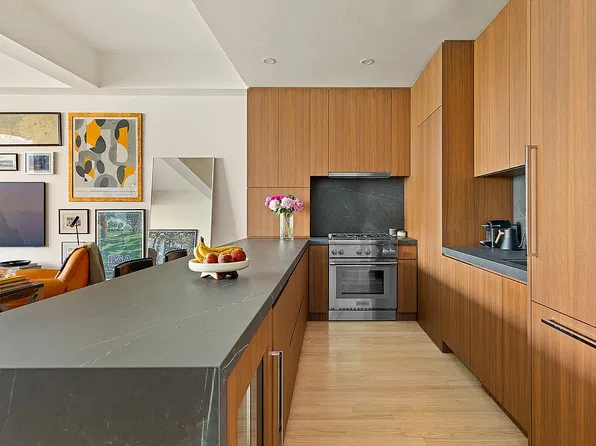 324 Dean St APT 4B, Brooklyn, NY 11217