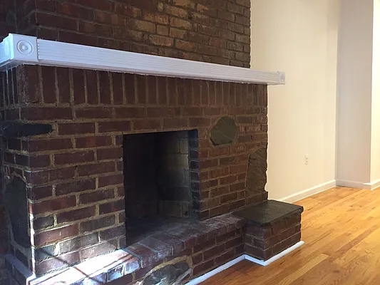 Rented by GreenVill Real Estate LLC | media 7