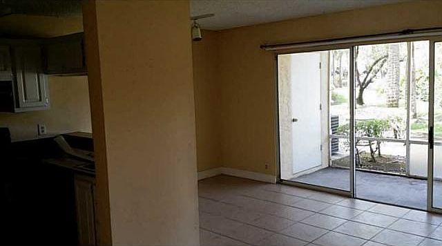 1st image of 1049 The Pointe Dr