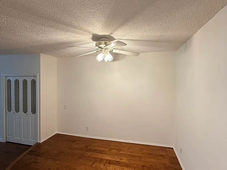 11935 Dorothy St #203 — Photo 4