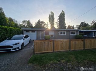 10325 39th Ave NE, Seattle, WA