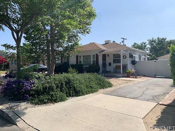 2nd image of 7724 Genesta Ave