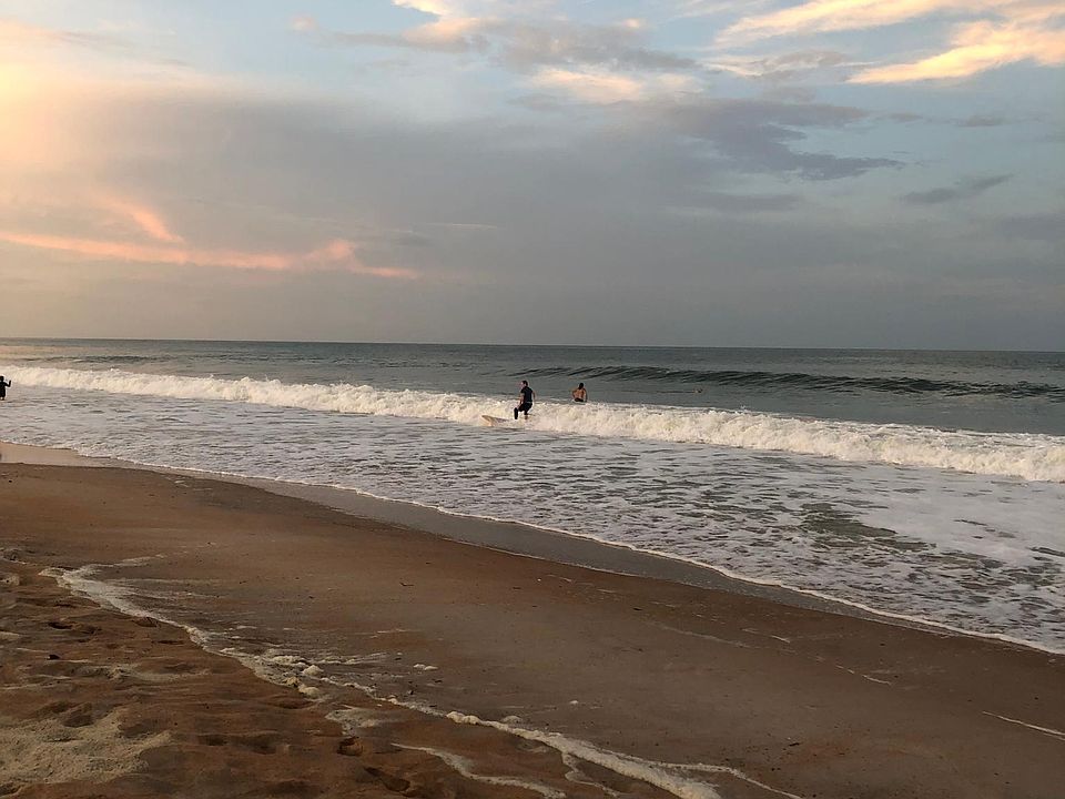 1st image of 51 River Shore Dr