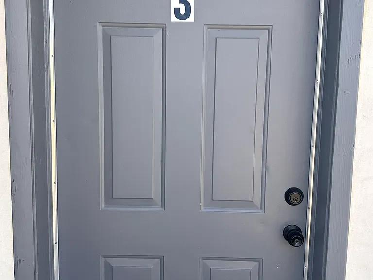 6545 Pine Ave #3 — Photo 16