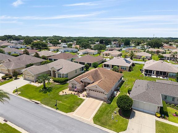 3rd image of 8716 SE 136TH PLACE