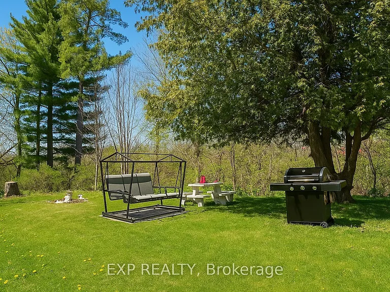 469 Church St #18 — Photo 24