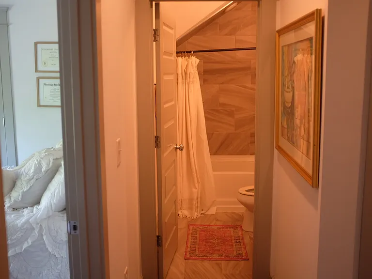 622B Annex Ave #B — Photo 26