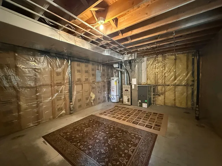 1080 E Elgin Ave — Photo 31