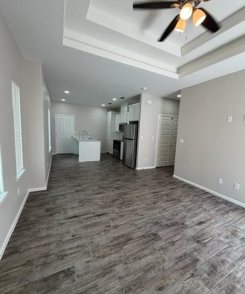 1229 Country Club Dr #3 — Photo 4