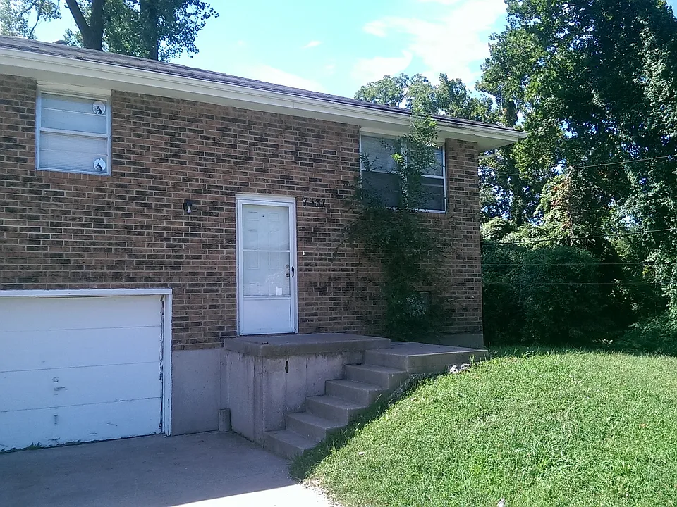 7337 Hartford Dr