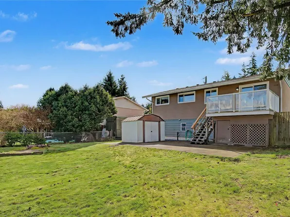 480 4th Ave, Campbell River, BC V9W 3W8
