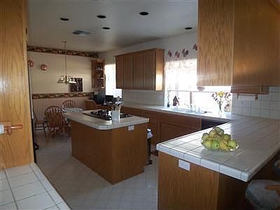 Roomy eat in kitchen - formal dining area as well