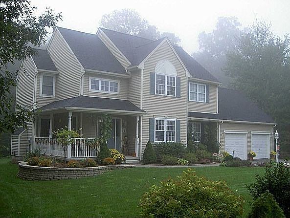 Gorgeous Contemporary Colonial