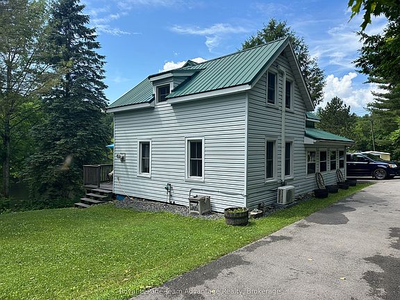 5th image of 27 Burnside Bridge Rd