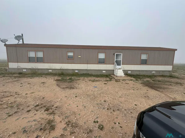 6026 W Macaw Ln, Hobbs, NM 88242