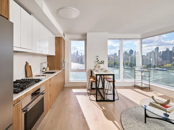 20 Halletts Point image 25 of 82