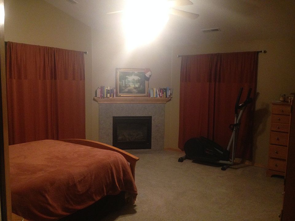 1st image of 18200 SE 13th Cir