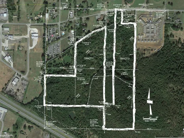 Bradley Cove Rd, Russellville, AR 72802