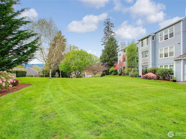 4081 224th Lane SE #107, Issaquah, WA 98029