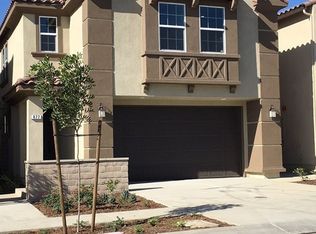 877 Harvest Ave, Upland, CA 91786