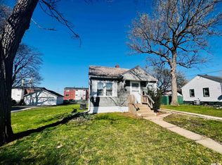 3803 26th St, Moline, IL 61265