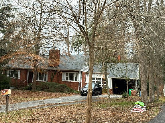 2nd image of 10804 Ashfield Rd