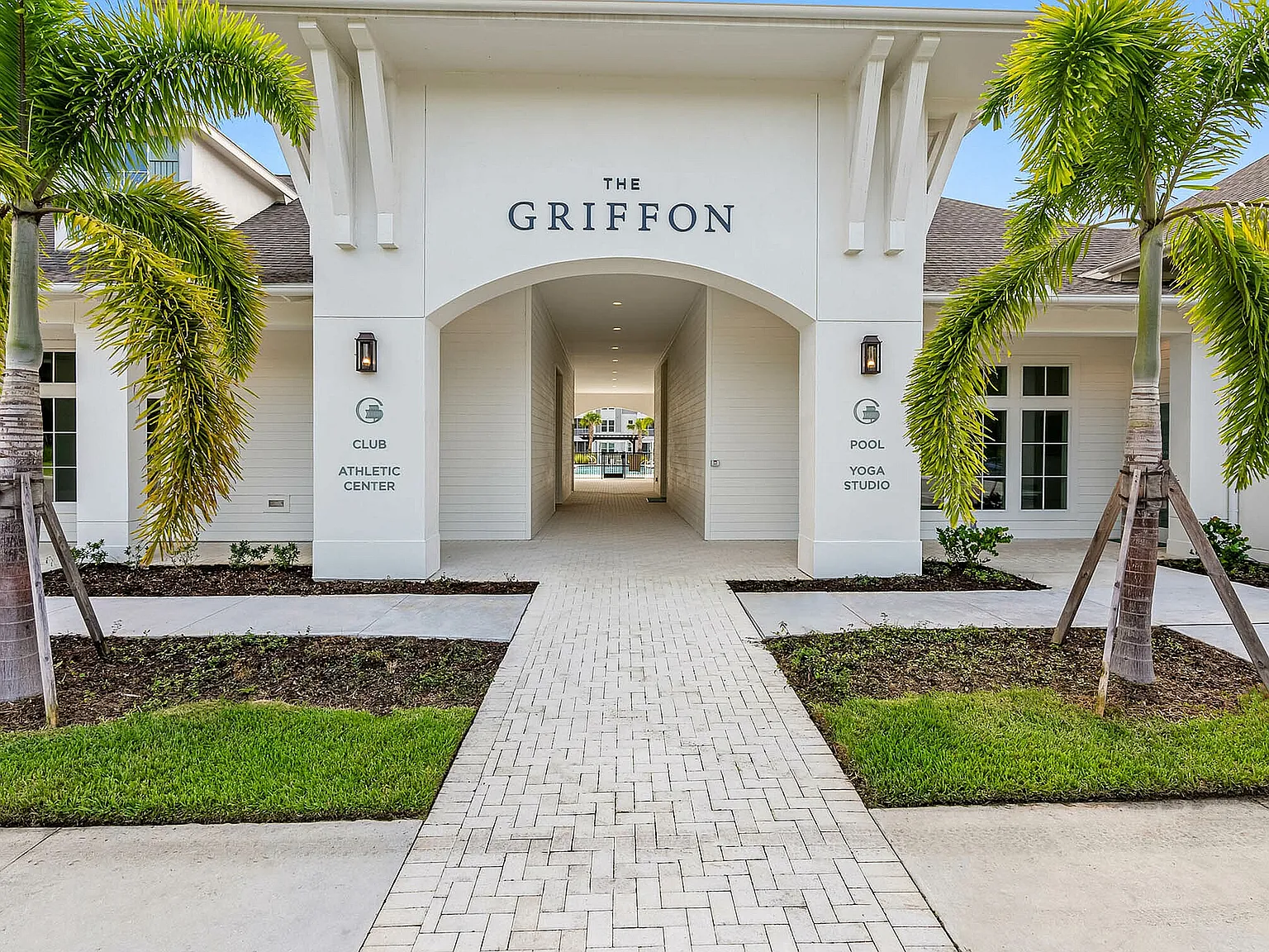 Griffon at Vero Beach — Photo 1