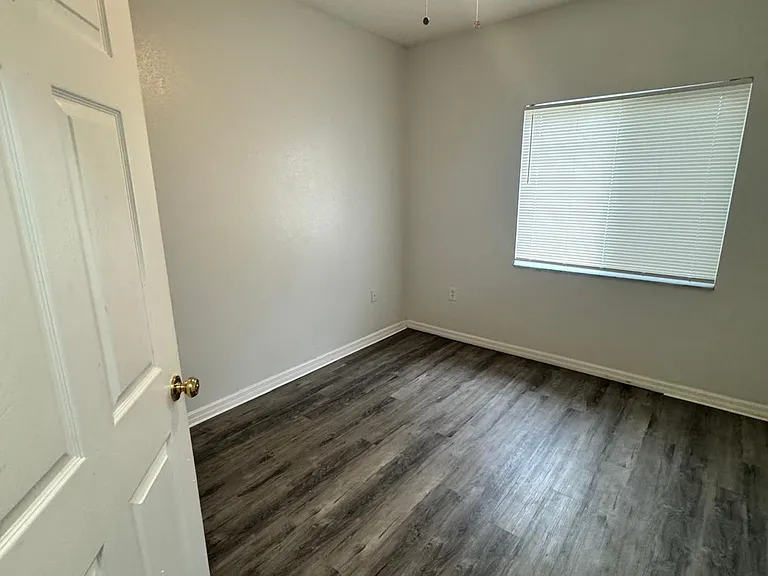 6411 Cypressdale Dr #202 — Photo 9
