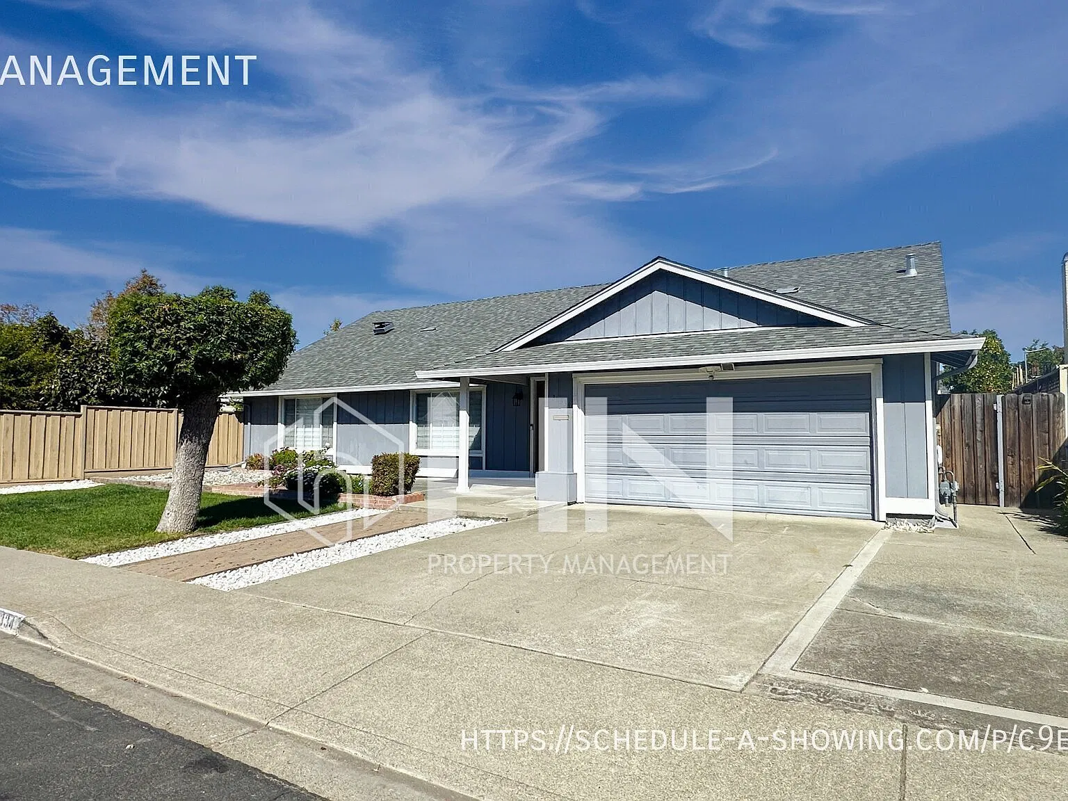 4 bed, 2.0 bath, 2557 sqft, $4,995 — Photo 2