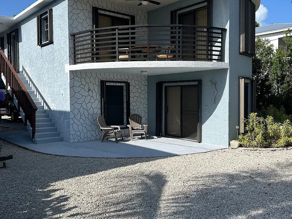 52 Coral Dr