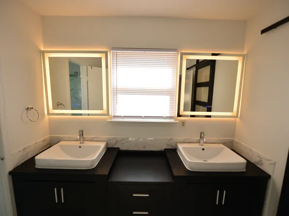 3784 Strathmoor Cir, Virginia Beach, VA 23452