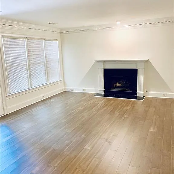 305 Brantley Rd — Photo 3