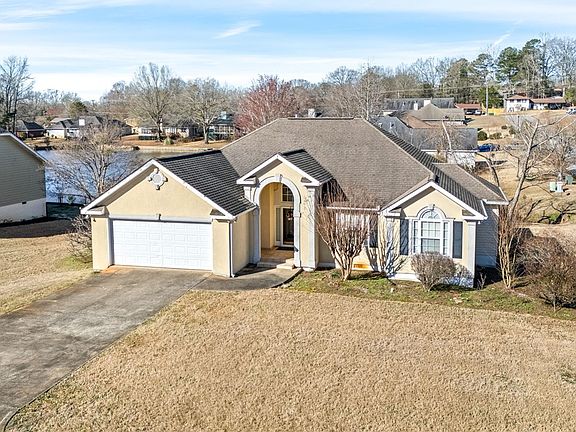 2nd image of 2016 Autrey St