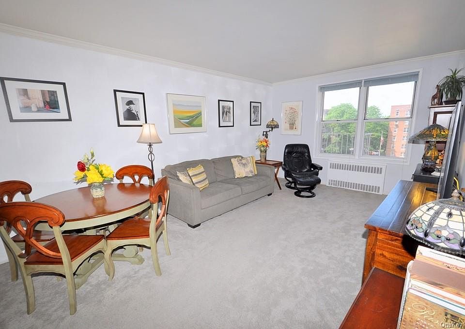 1st image of 517 Riverdale Ave APT 3D