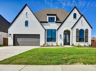 7700 Pondview Ln, Fort Worth, TX 76123