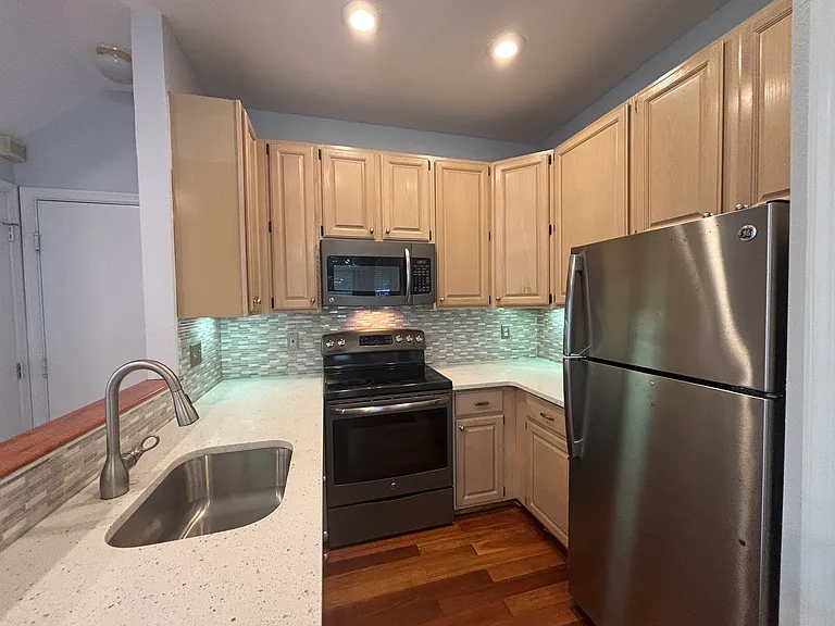 1 Quail Brook Ct — Photo 8