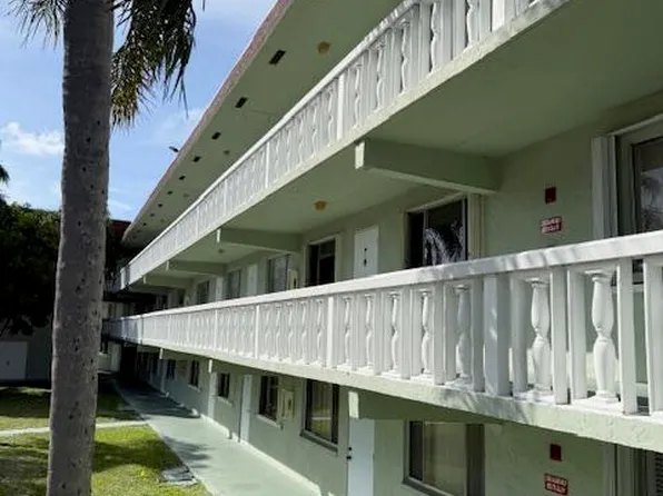 3100 Springdale Boulevard #212, Palm Springs, FL 33461