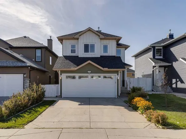 8226 Saddleridge Dr NE, Calgary, AB T3J 4K7