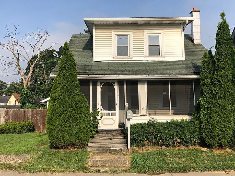 1st image of 1126 Union St