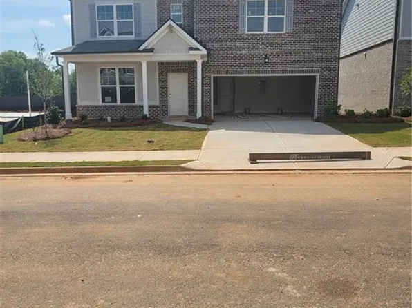 1079 Georgian Point Dr, Lawrenceville, GA 30045