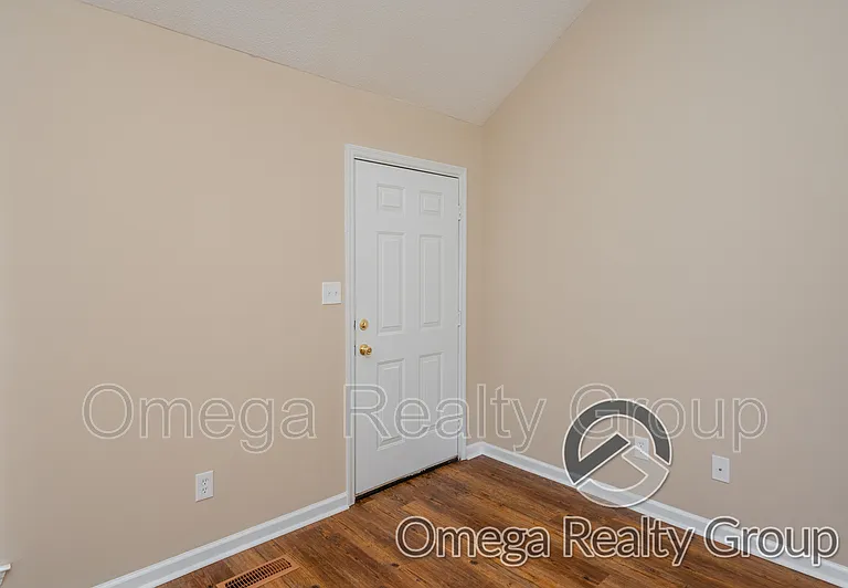 6833 Brittany Pl — Photo 7
