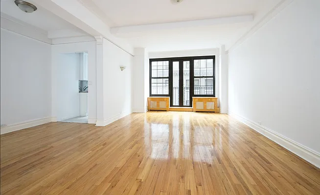 Rented by Balen Real Estate, LLC | media 6