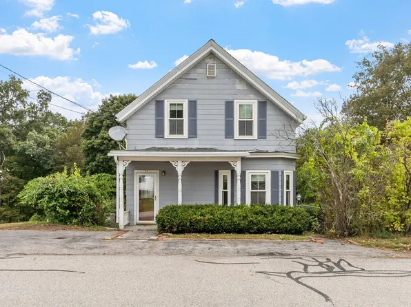 57 Llewellyn St, Lowell, MA 01850