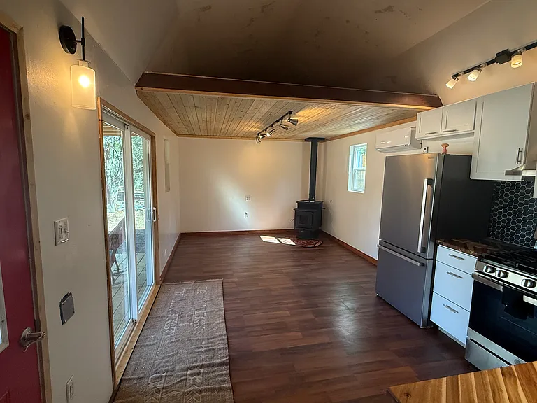 280 S Carson Rd — Photo 4
