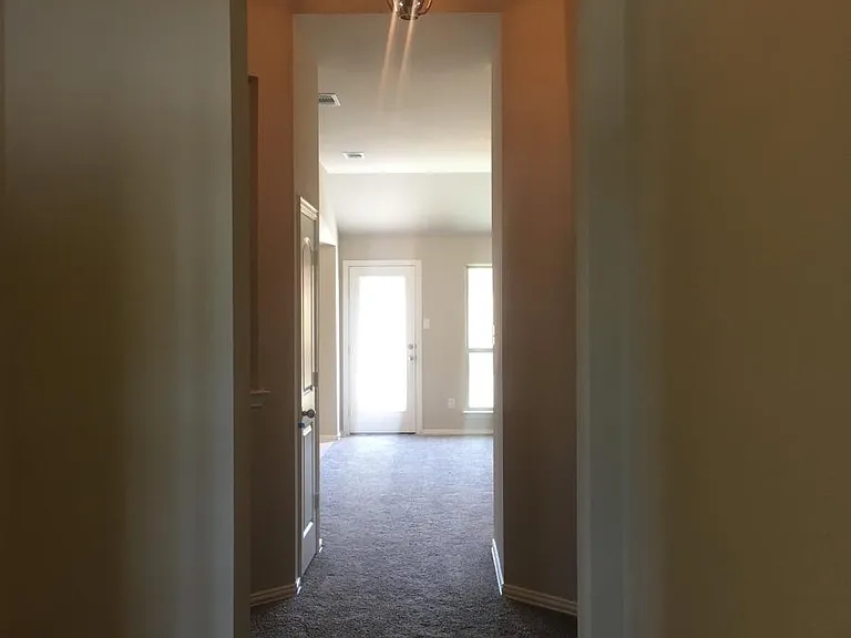 305 Santo Dr — Photo 15