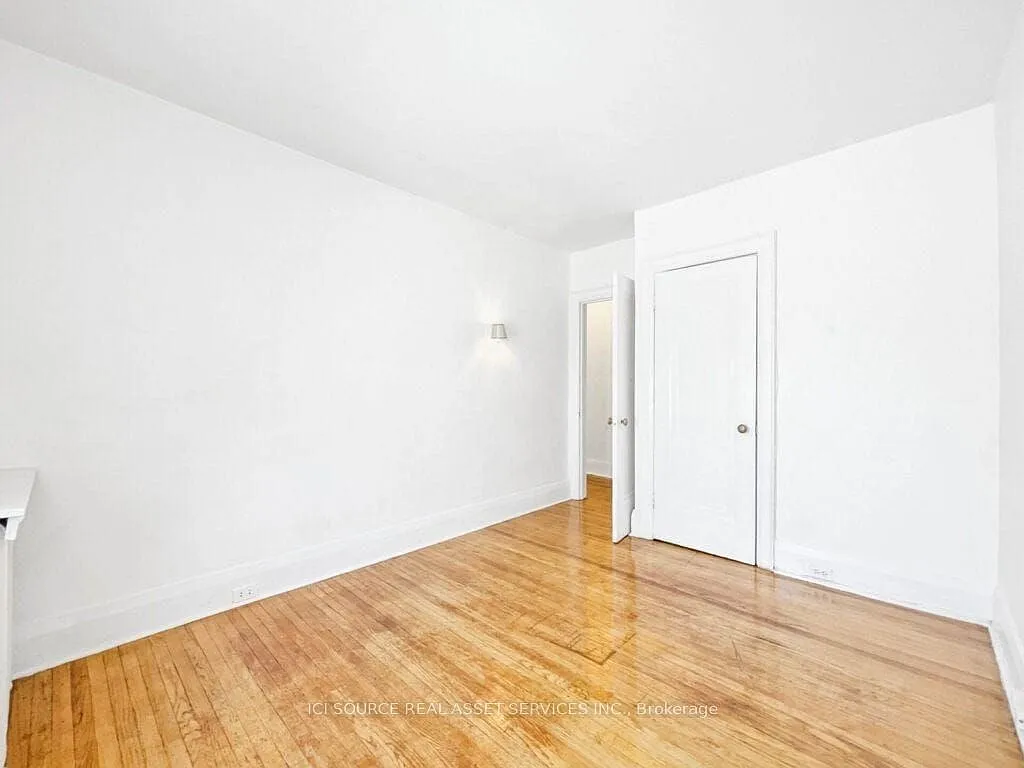 4 bed, $4,500 — Photo 4