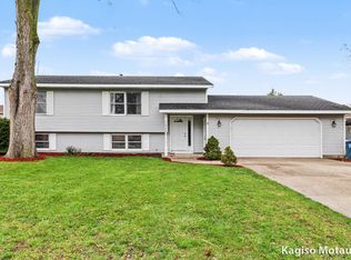 13051 Southland Ct, Holland, MI 49424