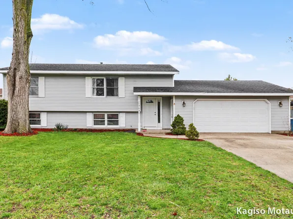 13051 Southland Ct, Holland, MI 49424