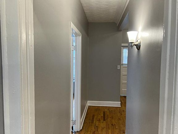 4th image of 7756 S Jeffery Ave #1948-1