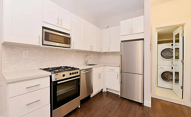 Rented by Compass | media 9